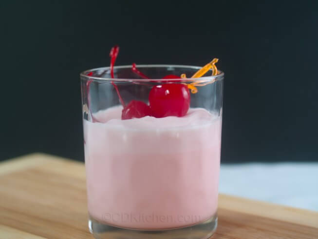 Pink Lady Cocktail Recipe | CDKitchen.com