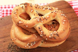 bread machine bagels & pretzels