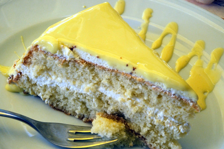 Lemon Cakes