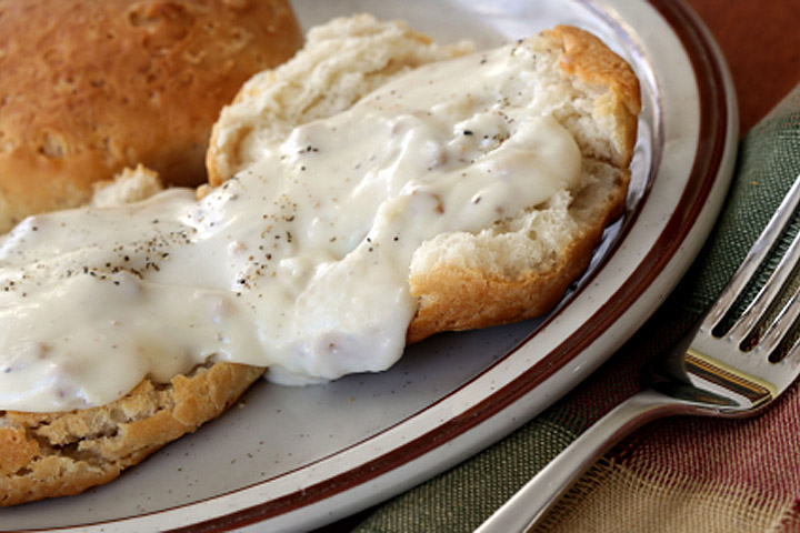 Delicious recipes for biscuits and gravy