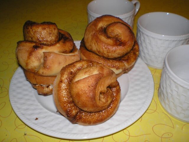 90 Minute Cinnamon Rolls Recipe CDKitchen