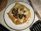 Baked Brie with Caramelized Onions