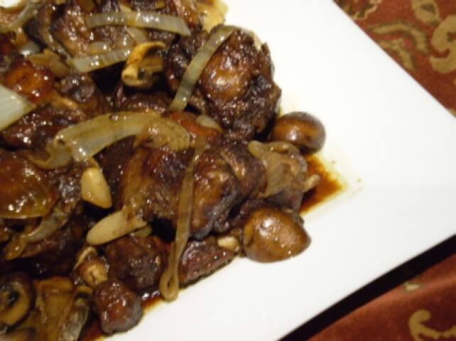 Braised Oxtails With Mushrooms And Onions Recipe 