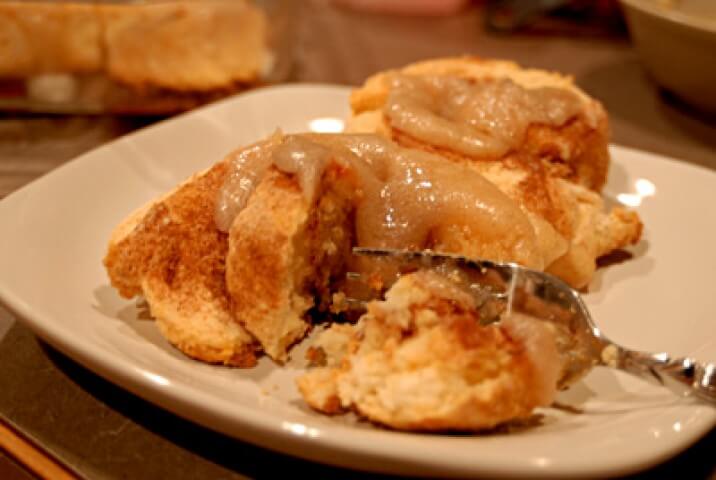 photo of Bisquick Glazed Cinnamon Rolls