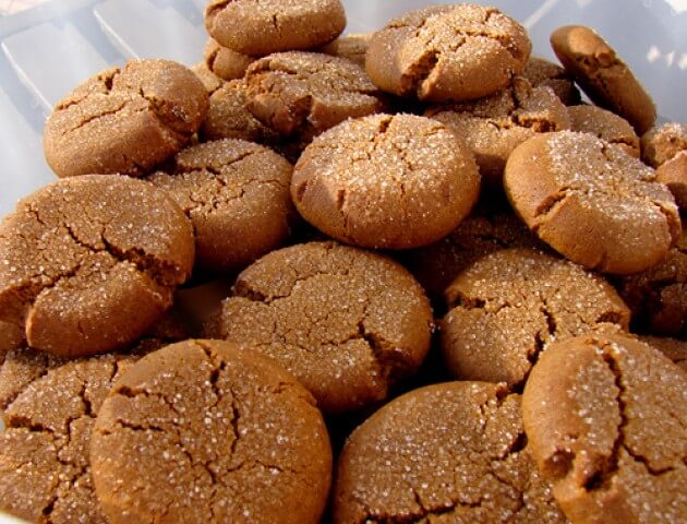 photo of Gewurzplatzchen (Spice Cookies)