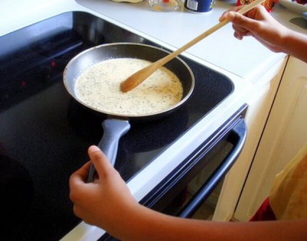 photo of Best Basic Alfredo Sauce