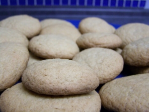 recipe for chewy maple cookies