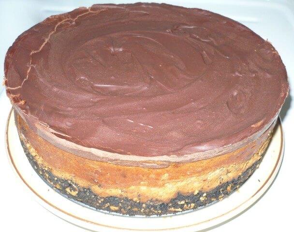 photo of Applebee's Peanut Butter Cup Cheesecake