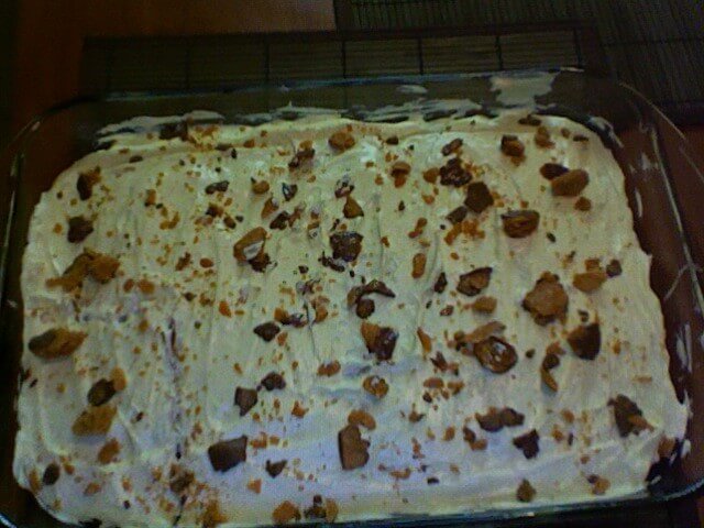 photo of Butterfinger Banana Cake