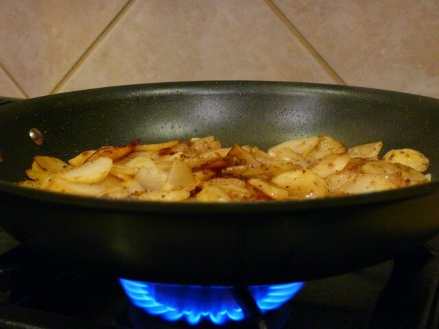 Bacon Fat Fried Potatoes - The Tipsy Housewife