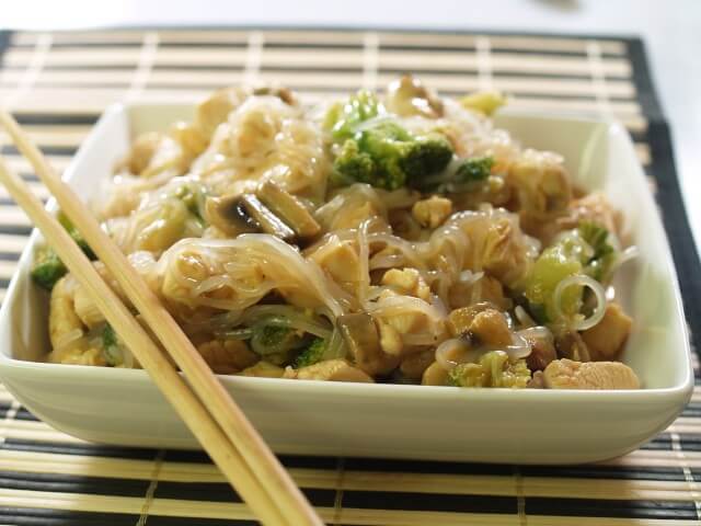 photo of Chicken Broccoli Lo Mein