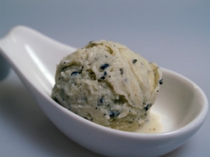 recipe for black sesame ice cream
