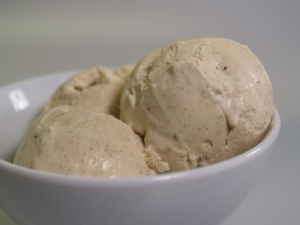 recipe for spiced banana ice cream