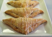 view the recipe for Copycat Arby's Apple Turnovers