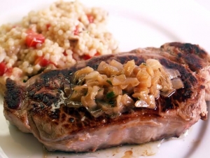 recipe for grilled steaks with caramelized shallot butter sauce