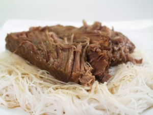 recipe for chinese plum sauce and soy pot roast over noodles
