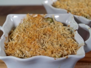 recipe for pan-roasted brussels sprouts gratin with shallots and rosemary
