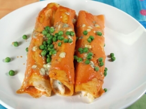 recipe for crab meat and mashed potato enchiladas in sweet red pepper sauce