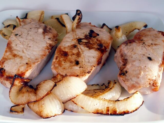 broiled pork chops with apples