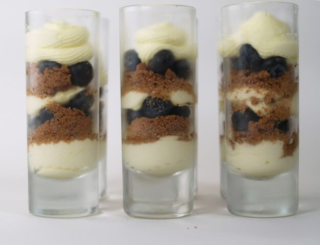 recipe for fresh blueberry and lemon parfait