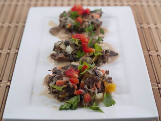 recipe for wild rice cakes with lager cream sauce