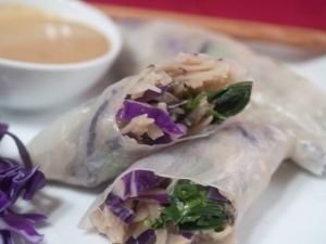 recipe for portobello spring rolls with cilantro-tahini dip