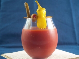recipe for copycat mr & mrs t bold & spicy bloody mary mix