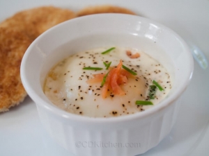 recipe for baked eggs with smoked salmon and chives