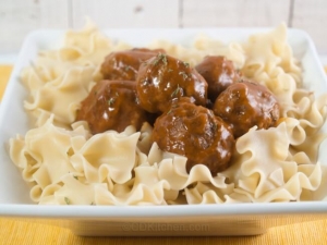 recipe for herby slow cooker meatballs