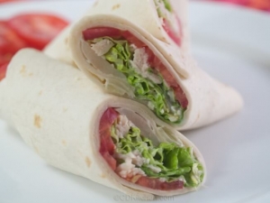 recipe for chicken caesar wrap