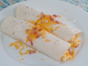 recipe for bacon and egg burrito