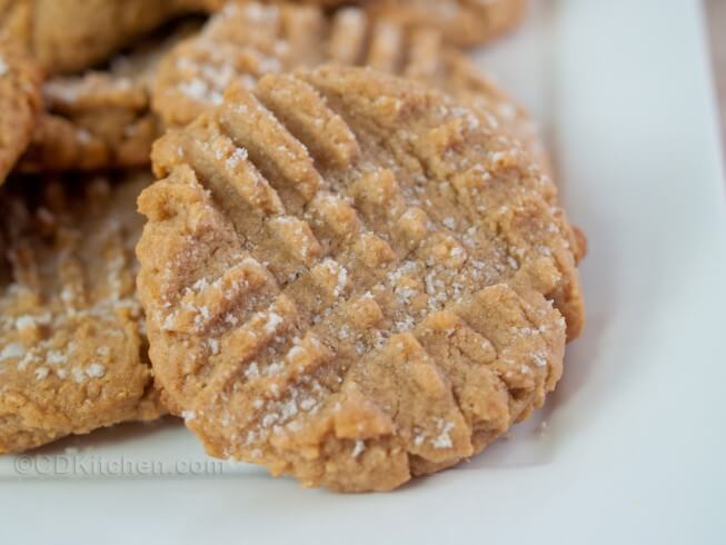 photo of Low-Carb Peanut Butter Cookies