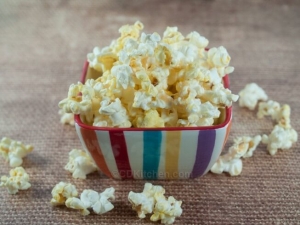 recipe for onion-garlic popcorn