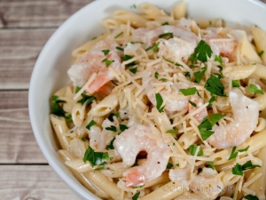 recipe for rigatoni and shrimp with garlic cream sauce