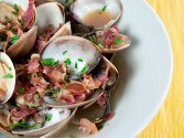 Clams With Prosciutto And Thyme