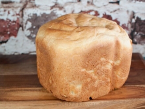 recipe for honey sweetened basic white bread