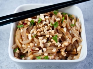recipe for cold chinese noodles in peanut sesame sauce