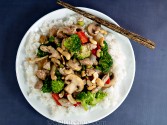 Cashew and Pork Stir-Fry