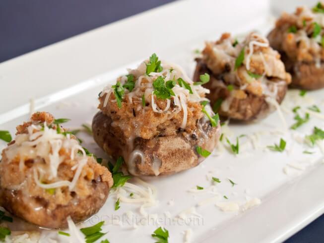 Get The Secret Olive Garden Clam Stuffed Mushrooms Recipe Cdkitchen