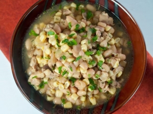recipe for slow cooker white chicken chili with corn