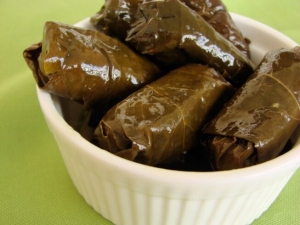 recipe for slow cooker stuffed grape leaves