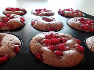 recipe for raspberry sour cream muffins