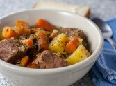 Meat-And-Potato Lovers' Simple Beef Stew Recipe