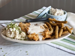 recipe for slow cooker chicken fried steak with creamy gravy