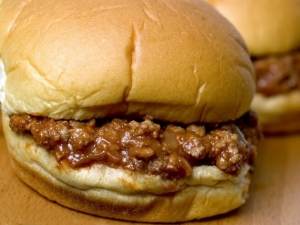 recipe for slow cooker deluxe corned beef sloppy joes
