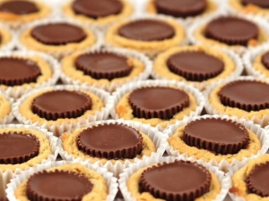 recipe for mini peanut butter cup cookies