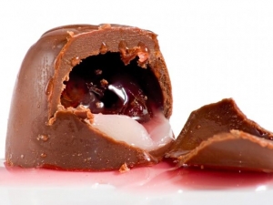recipe for homemade chocolate covered cherries