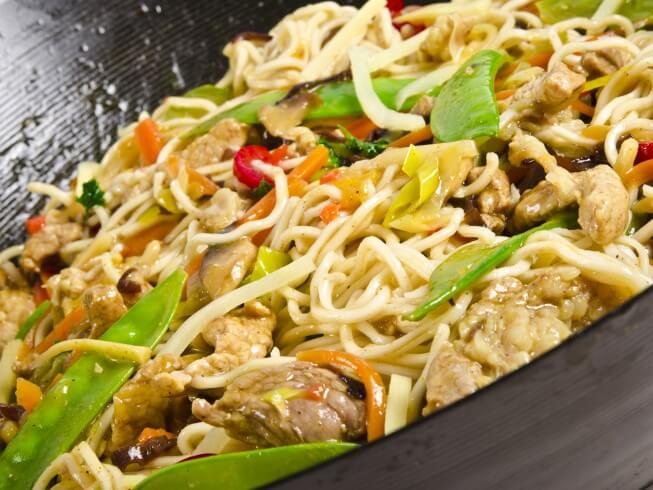 Slow Cooker Ramen Noodles Recipe - w/ Chicken