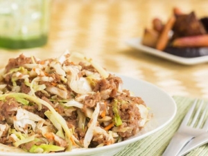 recipe for mom's corned beef hash & cabbage