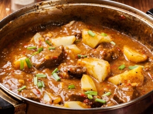 recipe for serbian goulash-paprikash